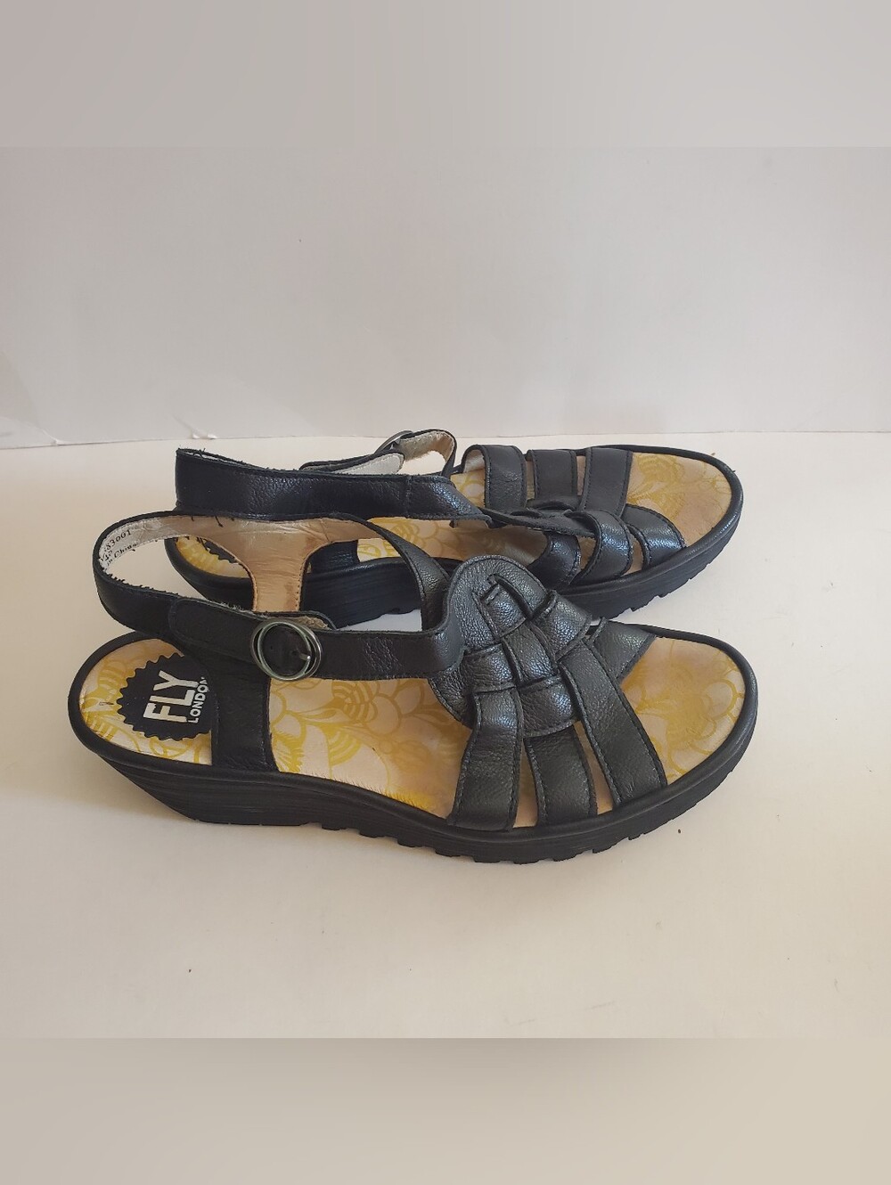 Fly London Rini Black Leather Sandals Size 9 (40)